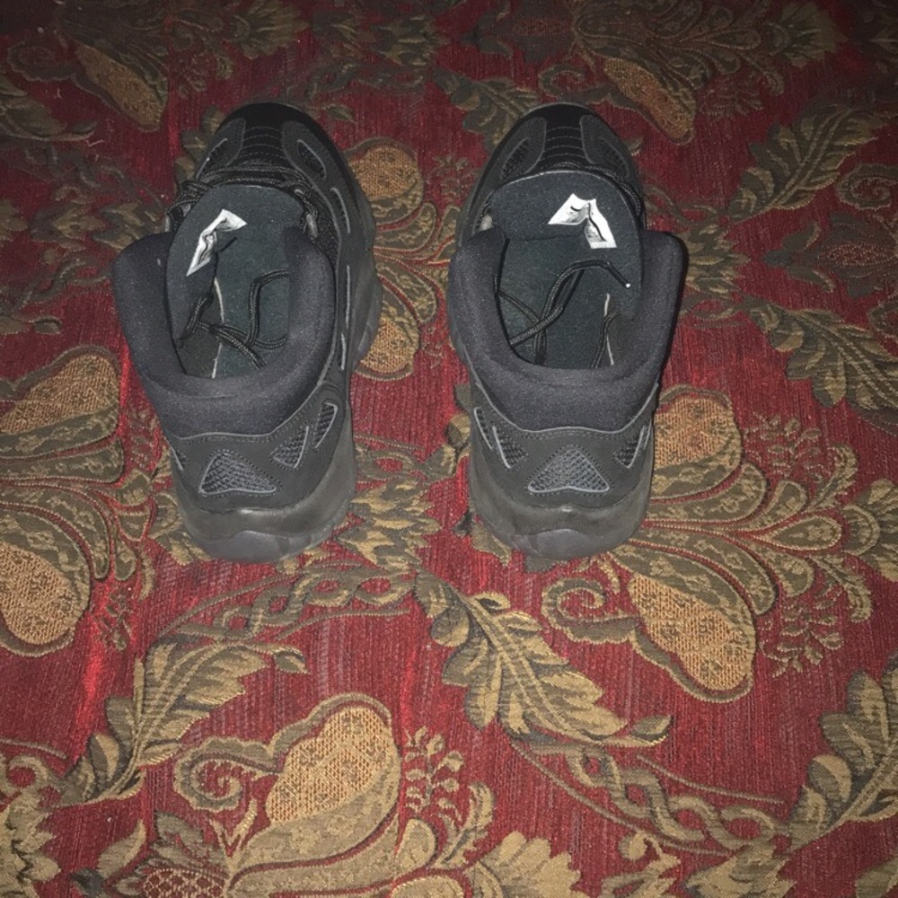 Jordan 11’s low ie - Picture 3 of 5